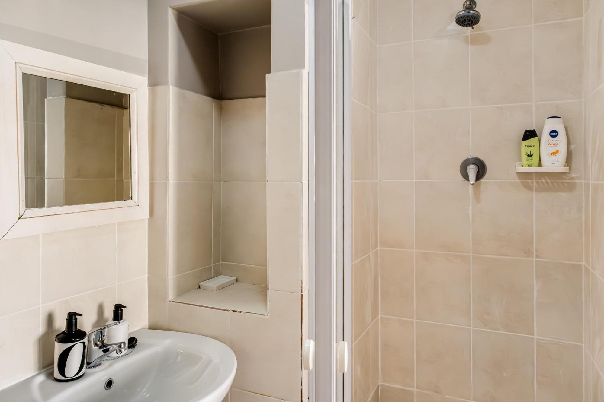 Belina - Bougain Premier Apartment
